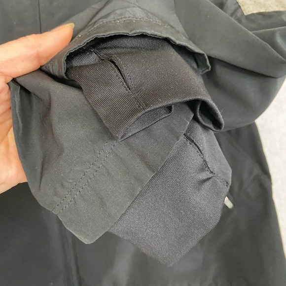 RUNNING ROOM WOMEN'S BLACK REFLECTIVE RUNNING CYCLING JACKET SZ M - Picture 7 of 12